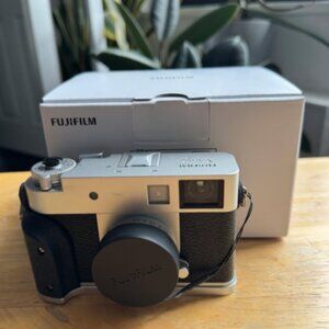 Fujifilm X Half (Silver)